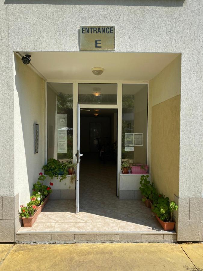 Cozy Apartment By The Sea ラヴダ エクステリア 写真